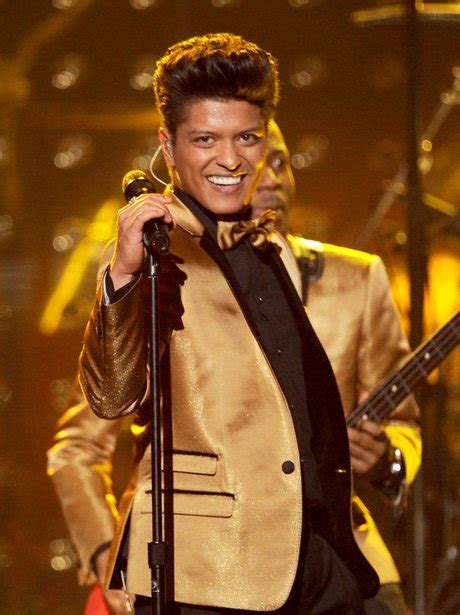 bruno mars gold suit